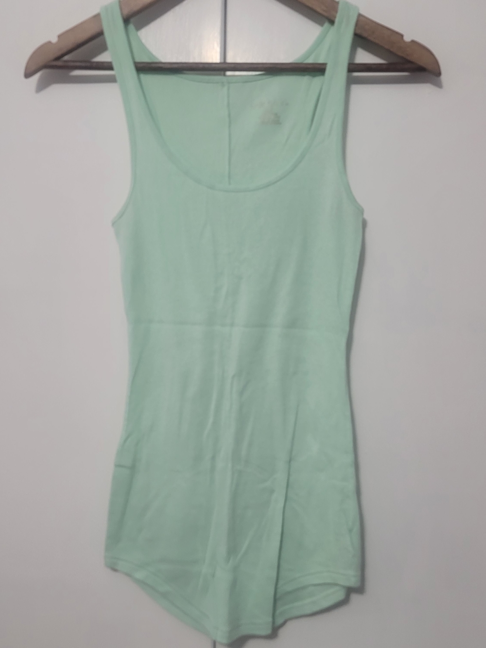 Xhilaration Mint Green Scoop Neck Tank